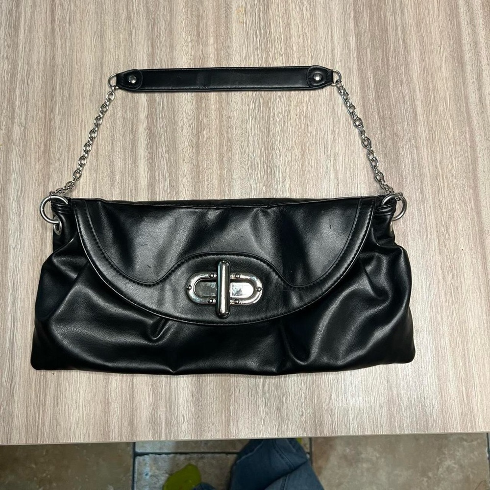 Daisy Fuentes Black Leather Wristlet